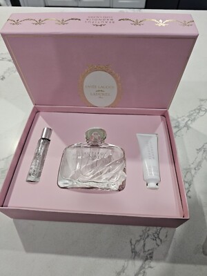 Estée Lauder x Ladurée Beautiful Magnolia Moments Of Love Fragrance Set