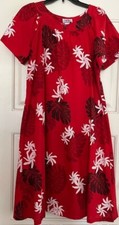 Vtg MD Fashion Hawaiian Dress Made in Hawaii Muumuu Beach Red Aloha Floral MED