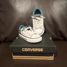 Infant Converse Chuck Taylor - Size 7