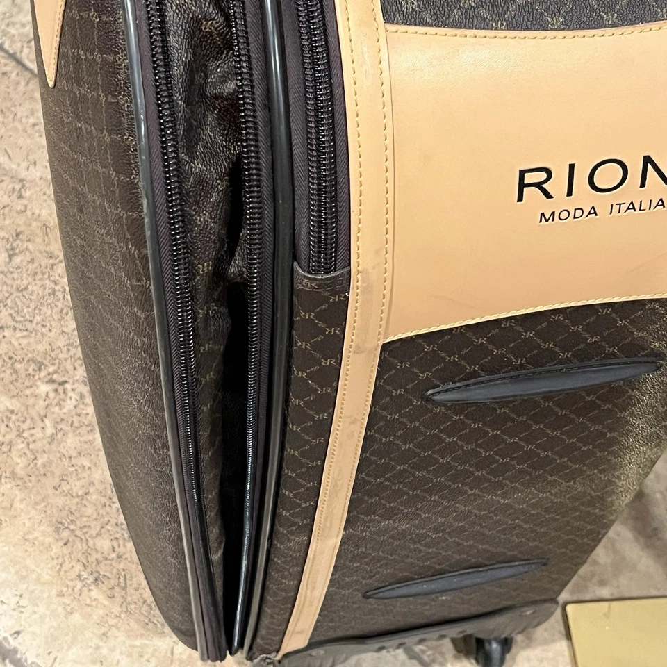 Rioni Signature 360 ​Large Designer Luggage - Image 2 of 4