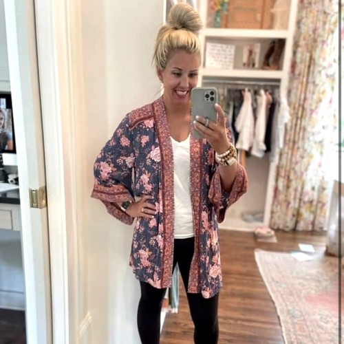 Matilda Jane Periwinkle Floral OLIVIA Kimono Size Medium/Large Chiffon Boho