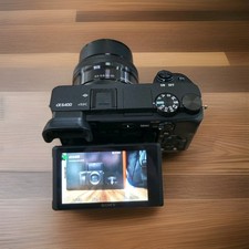 Sony Alpha A6400 Mirrorless 24.2MP 4K Digital Camera 16-50mm Lens Flip Screen