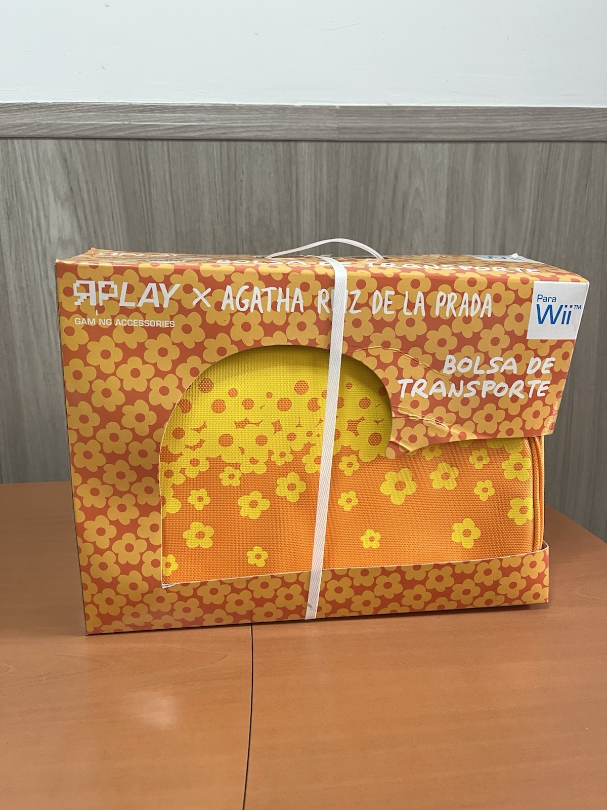 BOLSA DE TRANSPORTE WII NINTENDO WII Edición Especial Agatha Ruiz De La Prada