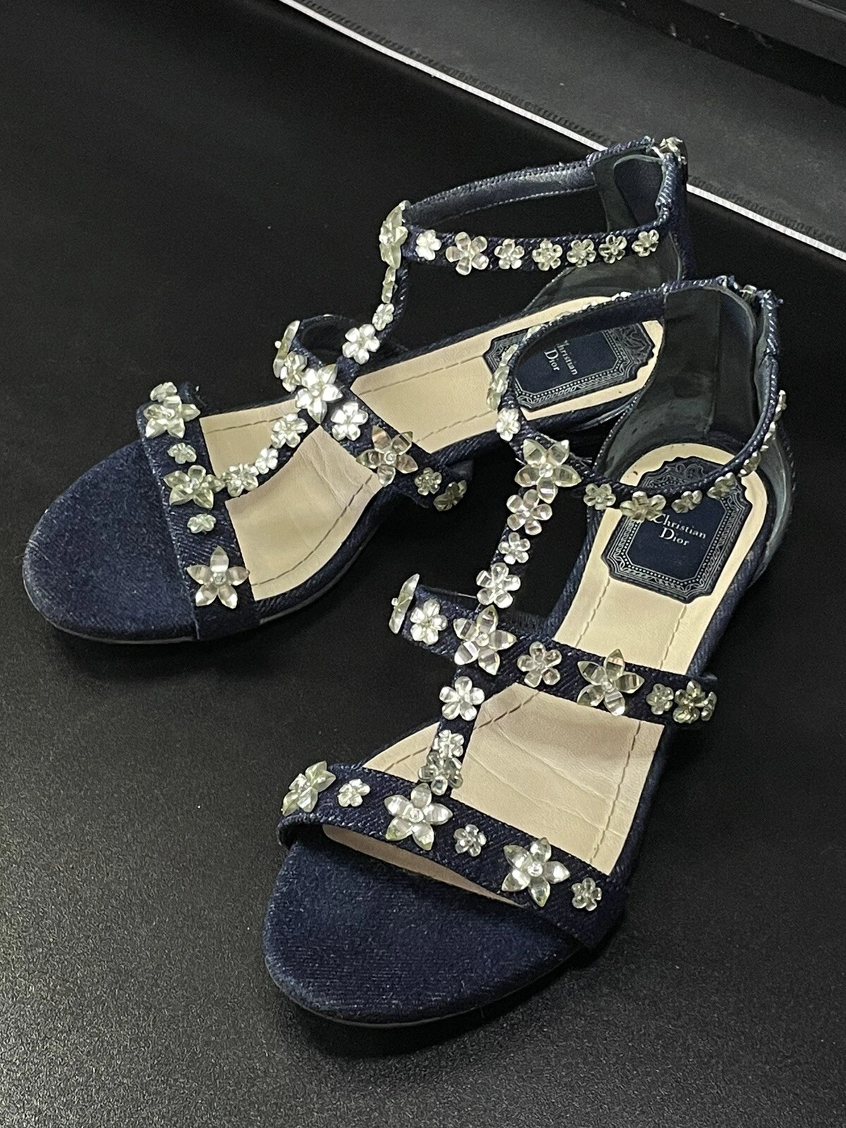 Sandales gladiateur embellies cristaux de denim Christian Dior taille UE 35,5 US 5,5