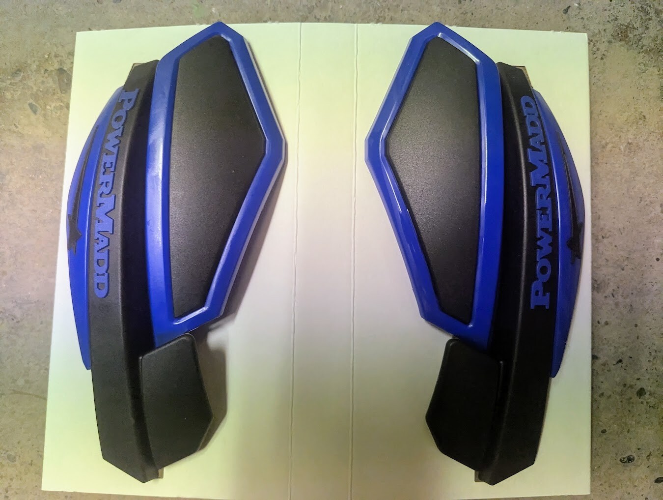 Protège-mains MOTO Powermadd Star Series : protection vent et débris pour guidon