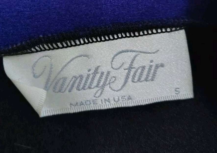 Vanity Fair Black Small Polyester Long Sleeve Nig… - image 3