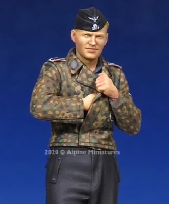 MW22 ALPINE MINIATURES 35273 WSS PANZER NCO (1/35)  1/35 FIGURE
