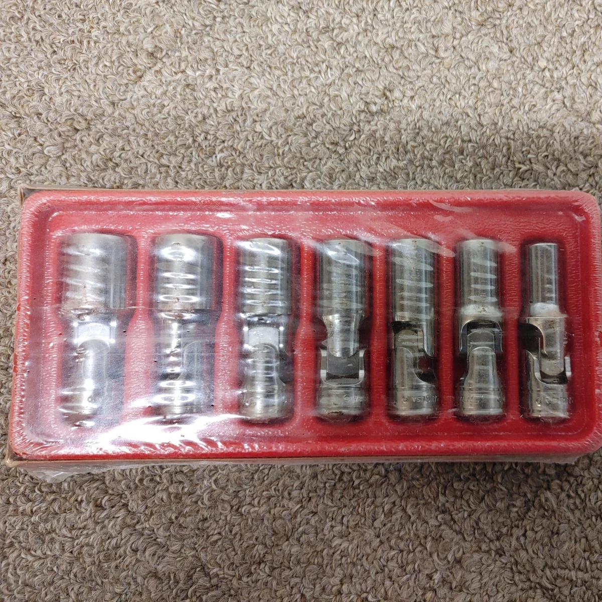 Snap on 2024 universal socket
