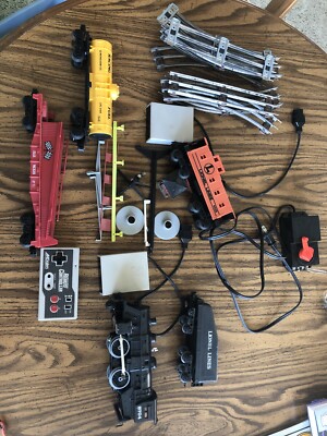 Lionel Lines Zugset mit Aklaim Controller und Gleisen