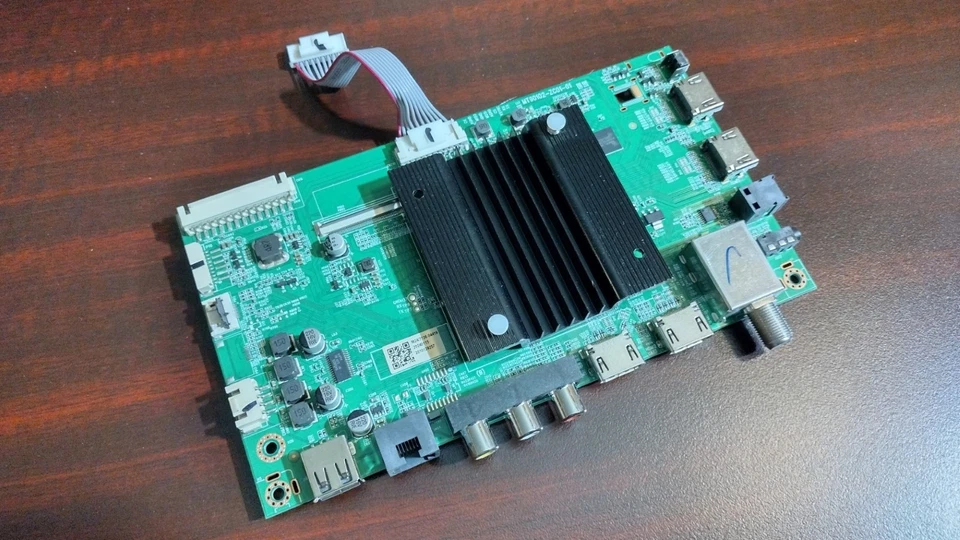 Главная плата управления ROKU 65R6A5X 75R6A5R 55R6A5X MT90102-ZC01-01 515C90102M24 - Изображение 4 из 4