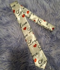 Love And Hearts Valentine White Tie