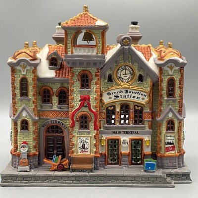 Lemax Porcelain Lighted House Grand Junction Station Christmas 2001 15568