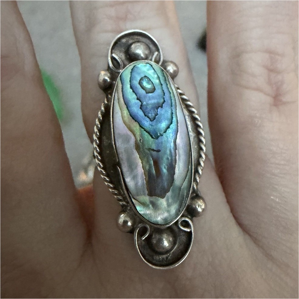 Sterling Silver Abalone Oval Statement Ring Size … - image 1