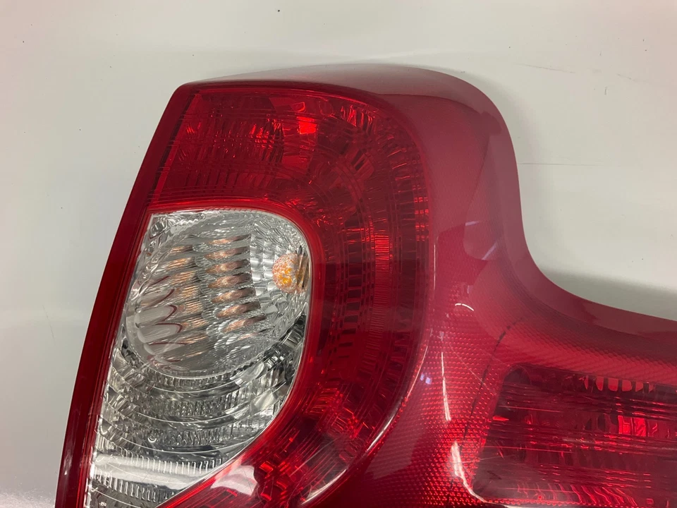08-13 Conjunto de lámpara trasera izquierda lado conductor Volvo C30 31213915 Foto 3 de 4