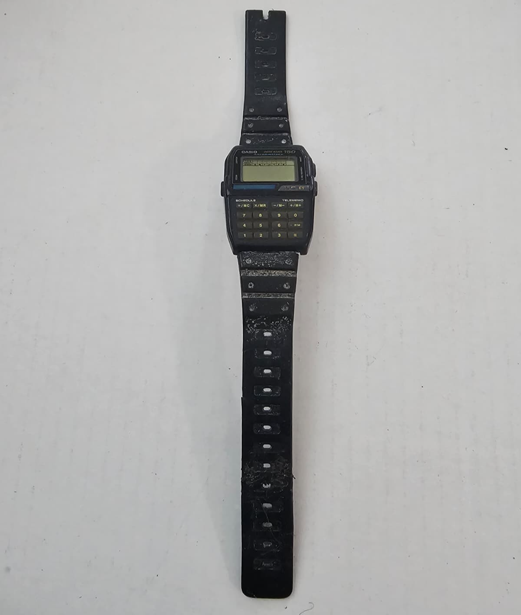 Vintage CASIO 150 Data Bank DBC-150 ILLuminator Calculator Watch