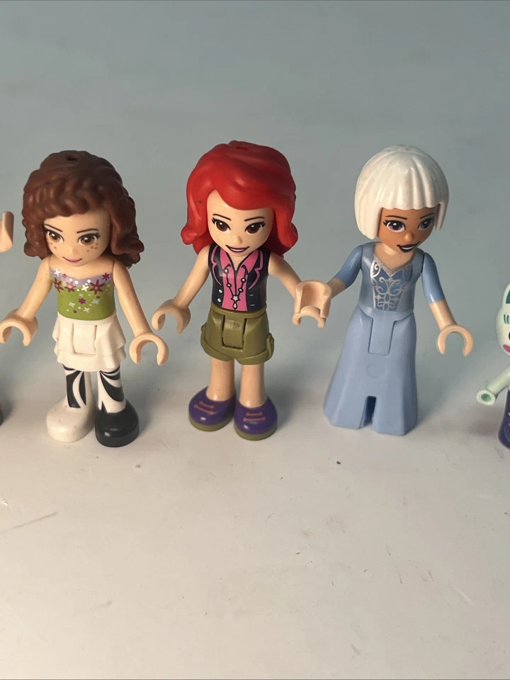 LEGO Friends Mini-Muñeca Lote de 7 con Elsa Disney Princesa y Mascota Animal Sirena Gato Foto 3 de 4