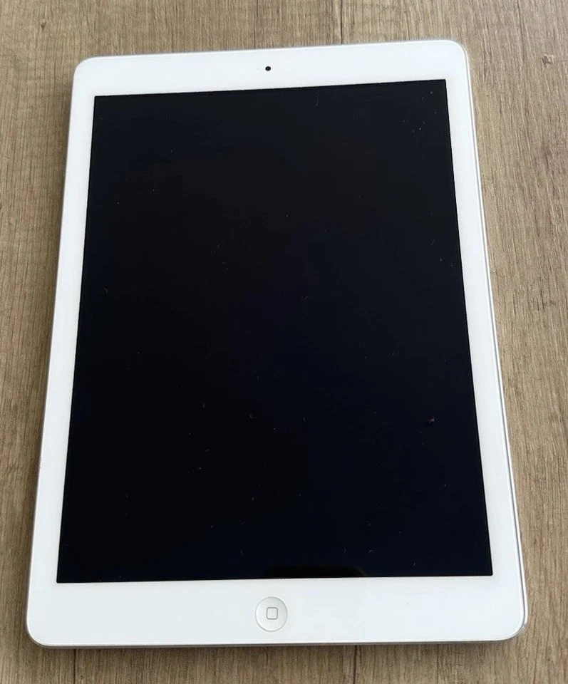 Apple iPad Air A1474 16GB weiß inkl. Apple iPad Smart Case