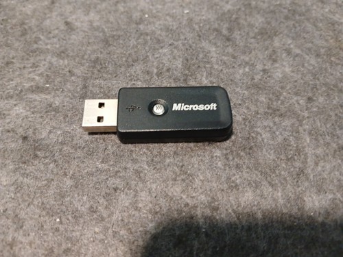 Microsoft Natural Bezprzewodowa ergonomiczna klawiatura 7000 z kluczem sprzętowym USB - Zdjęcie 18 z 20