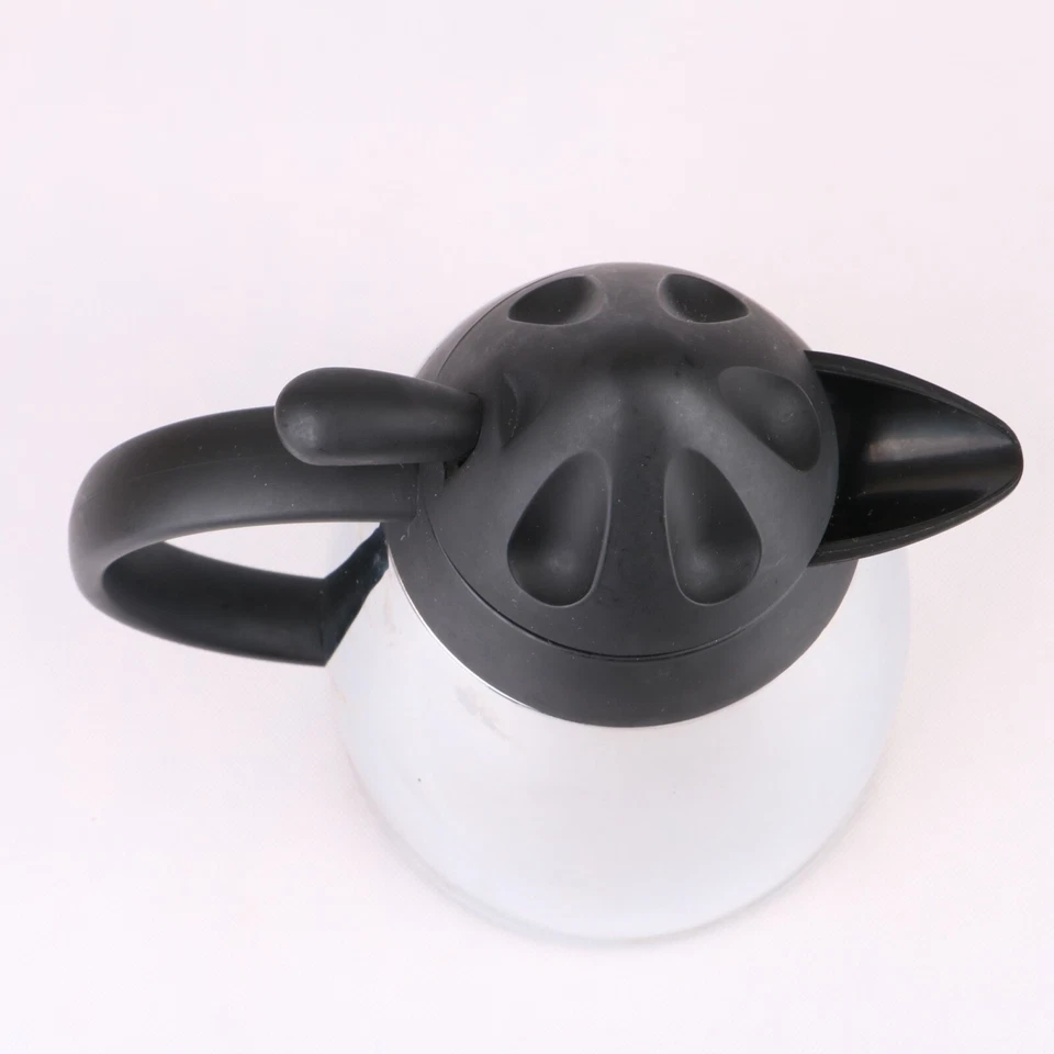 Jarra térmica plateada con acabado en acero inoxidable Copco Foto 3 de 4