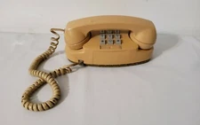 Vintage 2702BM  “The Princess” TouchTone Phone Bell System Pink/Salmon/Beige????
