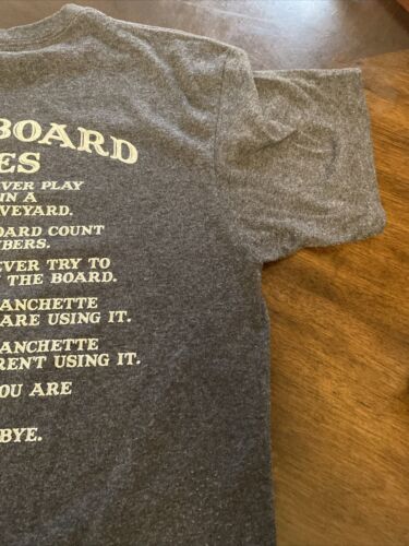Knott's Scary Farm T-Shirt MEDIA Ouija Board Rules Grigio - Foto 2 di 5