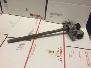 Bosch 3842311929 Conveyor Bearing Housing Brass Drive Shaft Warranty! Fast Ship