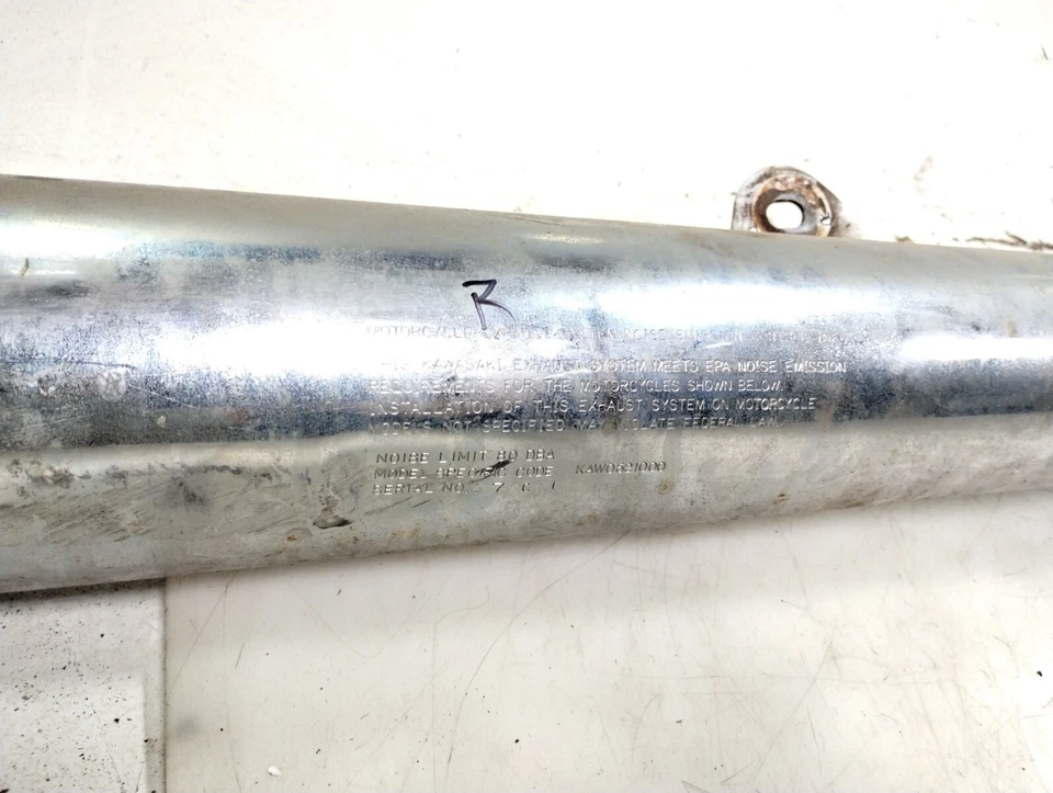 Kawasaki KZ1000 P KZ1000-P 1988 policía cabezal de escape derecho tubo silenciador Foto 4 de 4