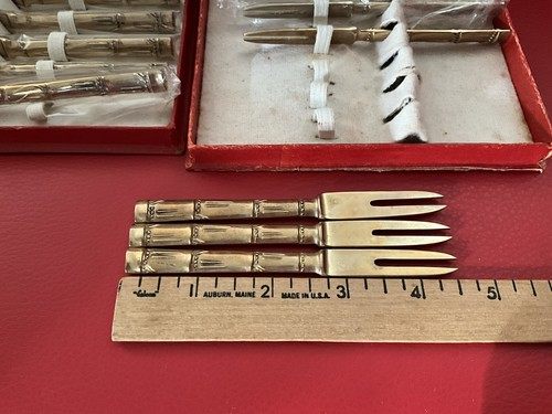Vintage Set Of 12 Siam Thailand Brass Cocktail Appetizer Forks - Picture 4 of 8