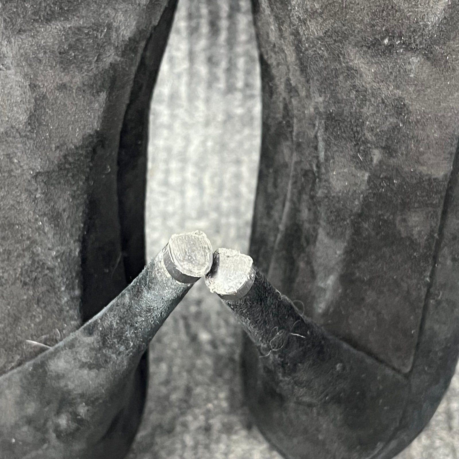 Saint Laurent YSL Janis Pumps Heels Black Suede Women’s Size 40 / US 9.5 thumbnail 7