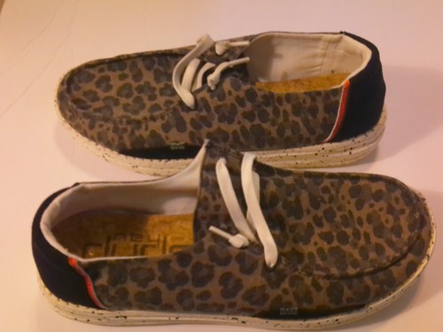 Scarpe comode da donna Hey Dude Wendy Jungle marroni slip on taglia 8 stampa animalier usate in ottime condizioni - Foto 2 di 4