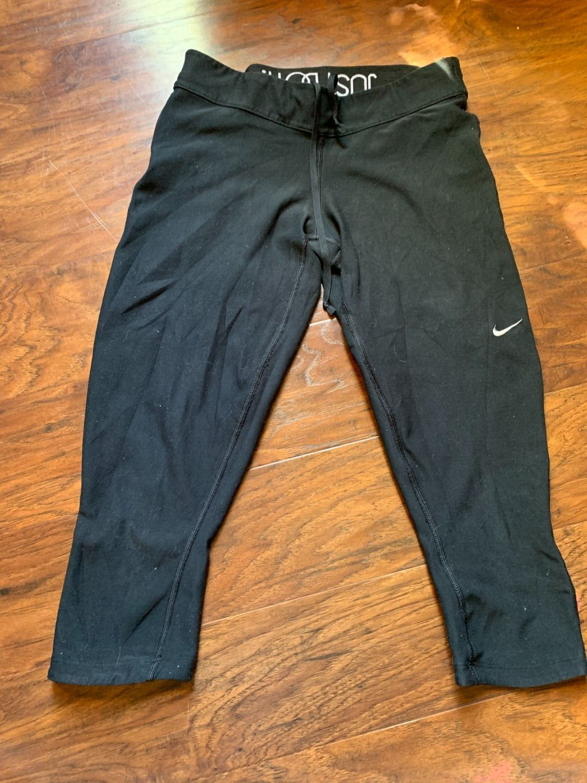 NIKE Leggings a Compressione Capri Nero Donna Tg S