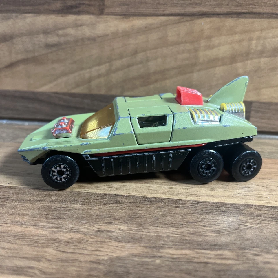 Matchbox Adventure 2000 K-2002 Flight Hunter Metal Lesney 1977 Vintage Genuine - Image 2 of 4