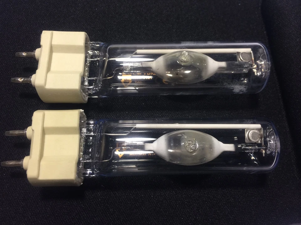 PACK OF 2 LONG LIFE 150W G12 METAL HALIDE LAMPS 3000K WARM WHITE - Image 2 of 4