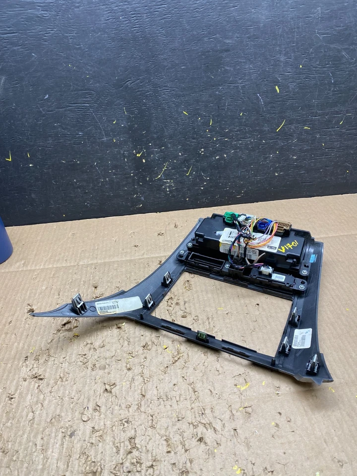 2008 a 2012 Chevrolet Traverse unidade de controle climático aquecedor painel AC V1701 DG - Imagem 4 de 4