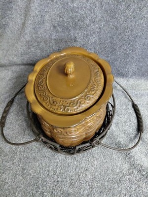 Celebrating Home Stoneware Collection Bean Pot VENETIAN SPICE Brown W/Carrier B4