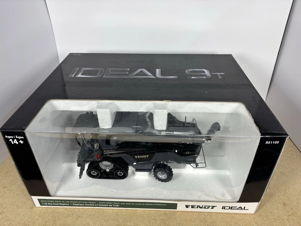 AGCO Fendt Ideal 9T With Dangles Grain Header 1/32 Scale -R51105 - Image 2 of 4