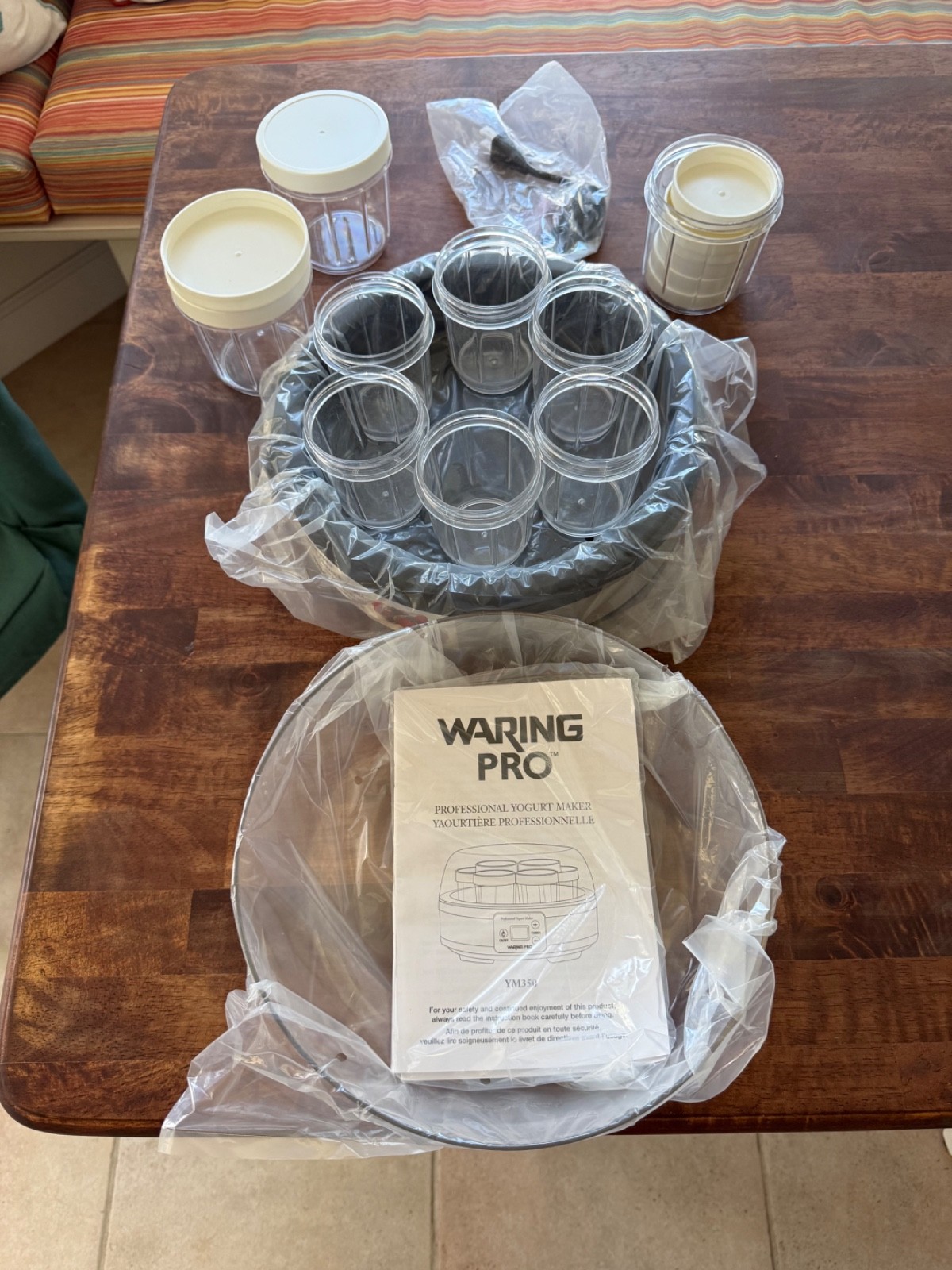 Waring Pro Professional Yogurt Maker Model YM 350 6- 8oz 2-1