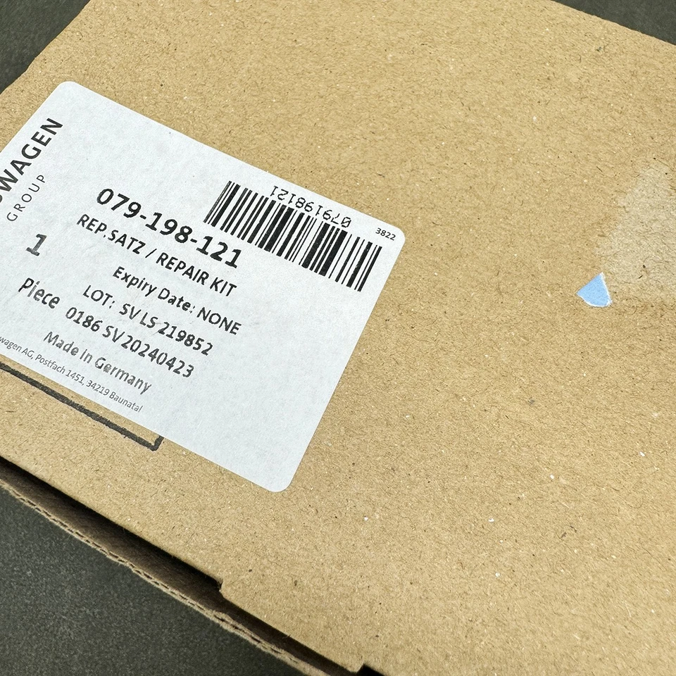 NEW 079198121 Coolant Thermostat for Audi R8 Lamborghini Gallardo Huracan 5.2 - Изображение 2 из 4