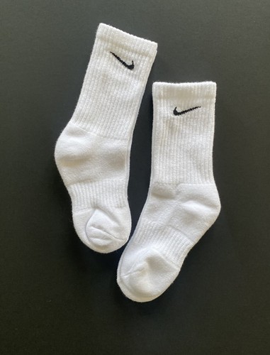 Nike Everyday White Cushioned Cotton Socks Small Junior Children Woman Kids 2-5 - Picture 4 of 4