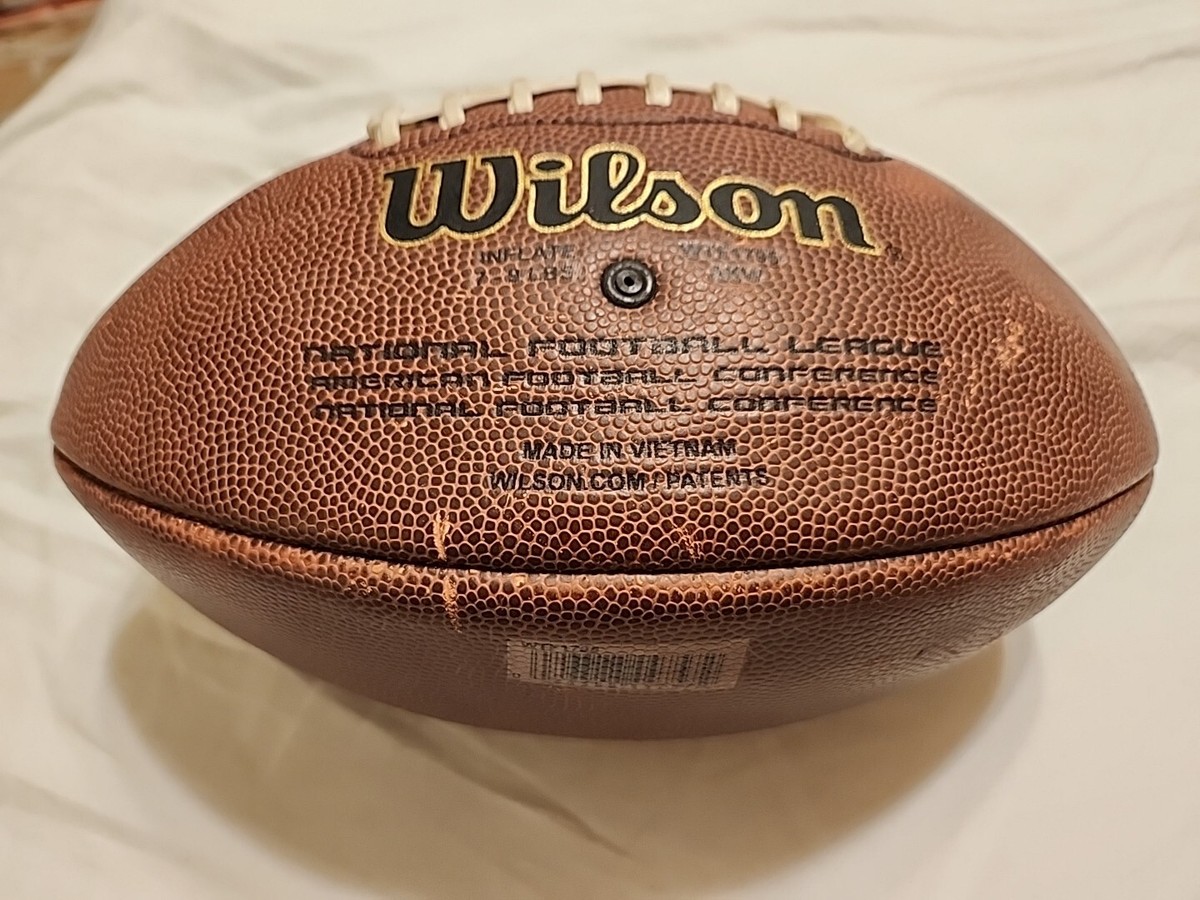 Wilson Super Grip Cover NFL Football League Official Size WTF1795