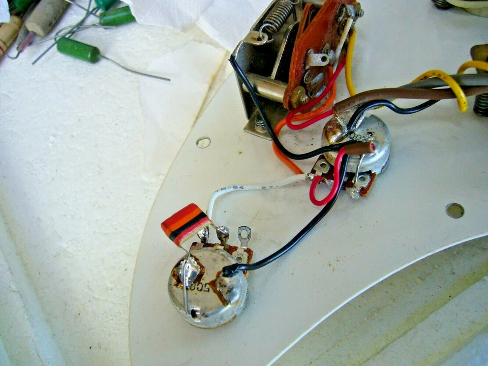 1X Condensador de peces tropicales Mullard .022uf 250V ** Plomo largo determinado = GND** Foto 3 de 3