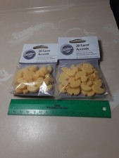 Wiltons Favor Accents Yellow Ducks Baby Shower 2 Packs