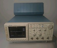 Tektronix TDS 644A Color Four Channel Digitizing Oscilloscope 500 MHz 2 GS/s