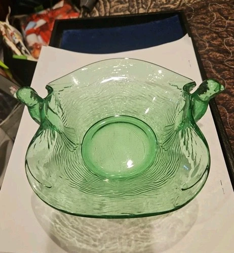 Vtg FENTON / DUGAN Diamond Glass Green Depression  Glass Bird Nest Bowl