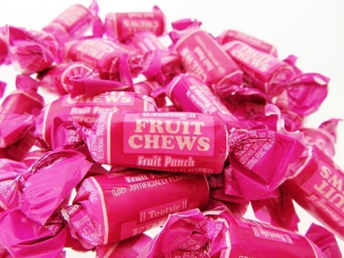 PUNZÓN DE FRUTA Tootsie Roll 8 oz mastica fruta media libra de caramelo ~ NUEVO SABOR - Imagen 1 de 4