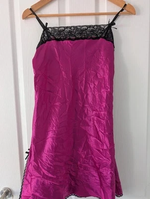 Vintage Y2K La Senza Fuchsia Pink Satin & Black Lace Slip Dress/Camisole Small - Image 1 of 4