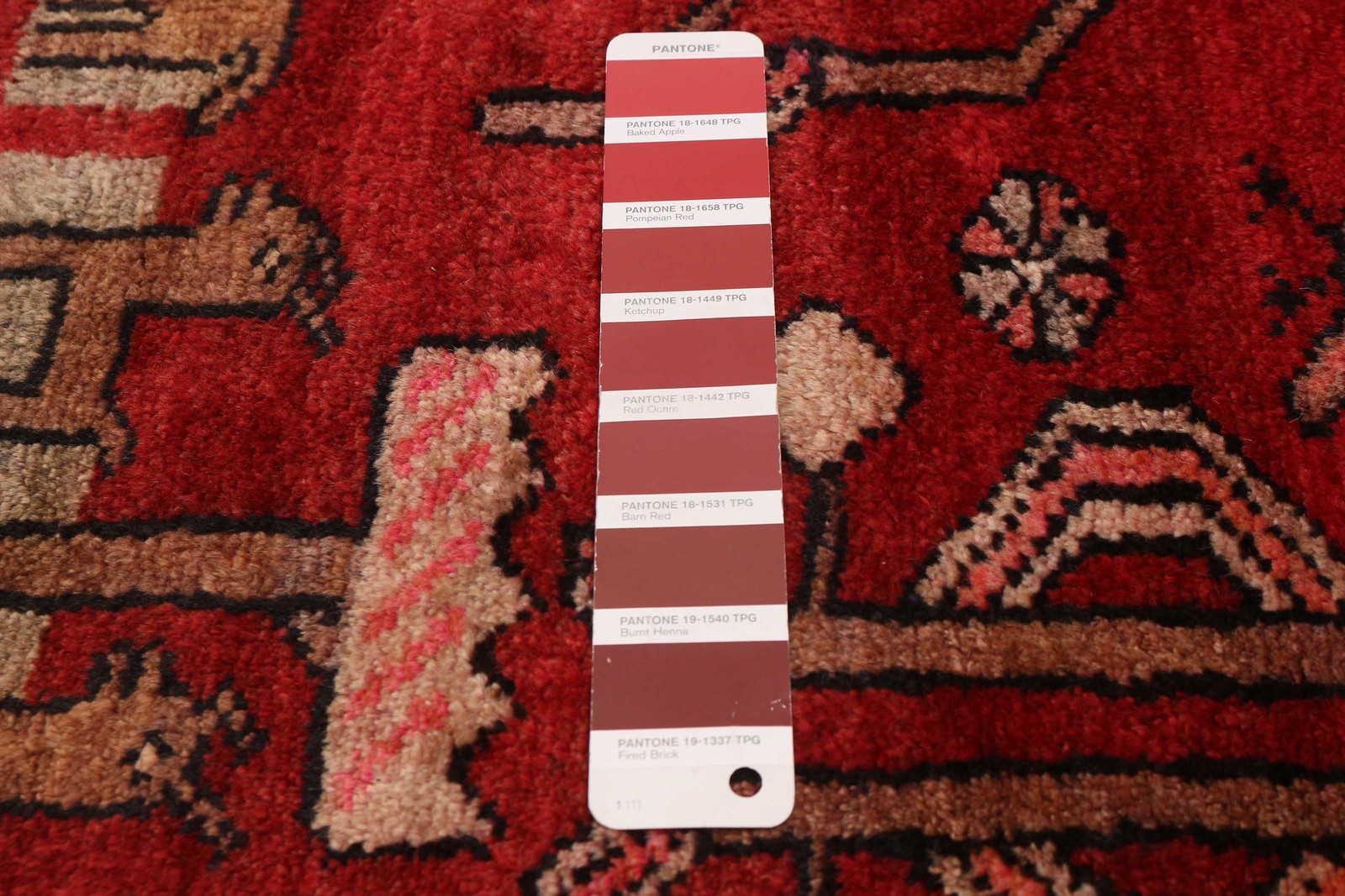 Vintage Hand-knotted Runner Rug 3'8" x 9'9" Traditional Oriental Wool Carpet