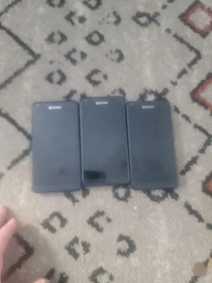 Kyocera Hydro Reach C6743 () Black Android Smartphone - Image 2 of 2