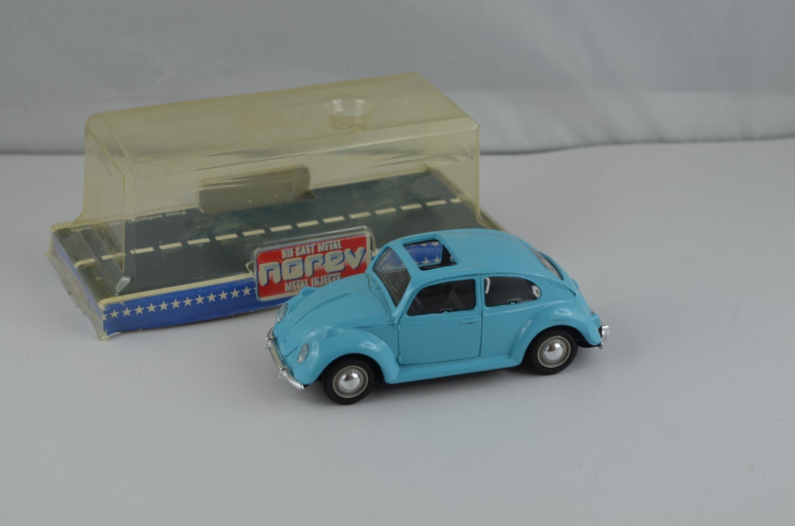 VW Coccinelle Beetle Cox Norev Jet Car 1/43 voiture miniature de collection