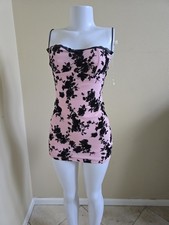 Pink Floral Print Bodycon Mini Dress with Black Lace Trim
